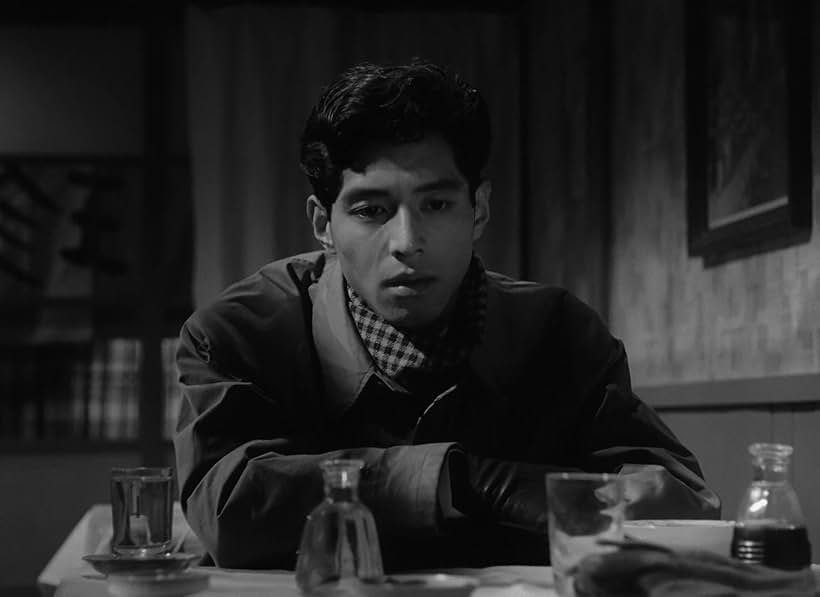 Masami Taura in Tokyo Twilight (1957)