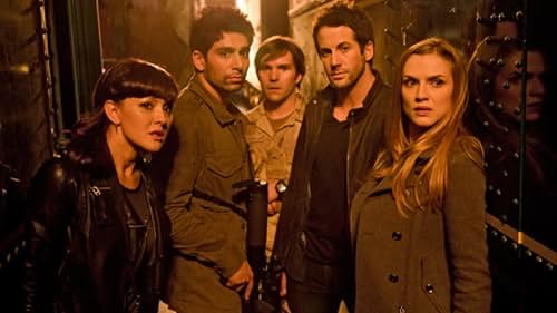 Yan-Kay Crystal Lowe, Geoff Gustafson, Niall Matter, Sara Canning, and Danny Rahim in Primeval: New World (2012)