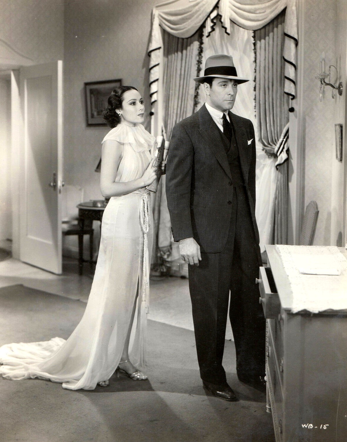 Dolores Del Río and Ricardo Cortez in Wonder Bar (1934)