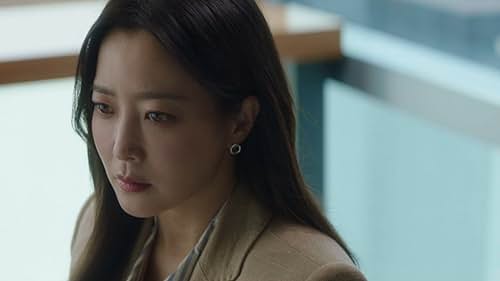 Kim Hee-seon in Alice (2020)