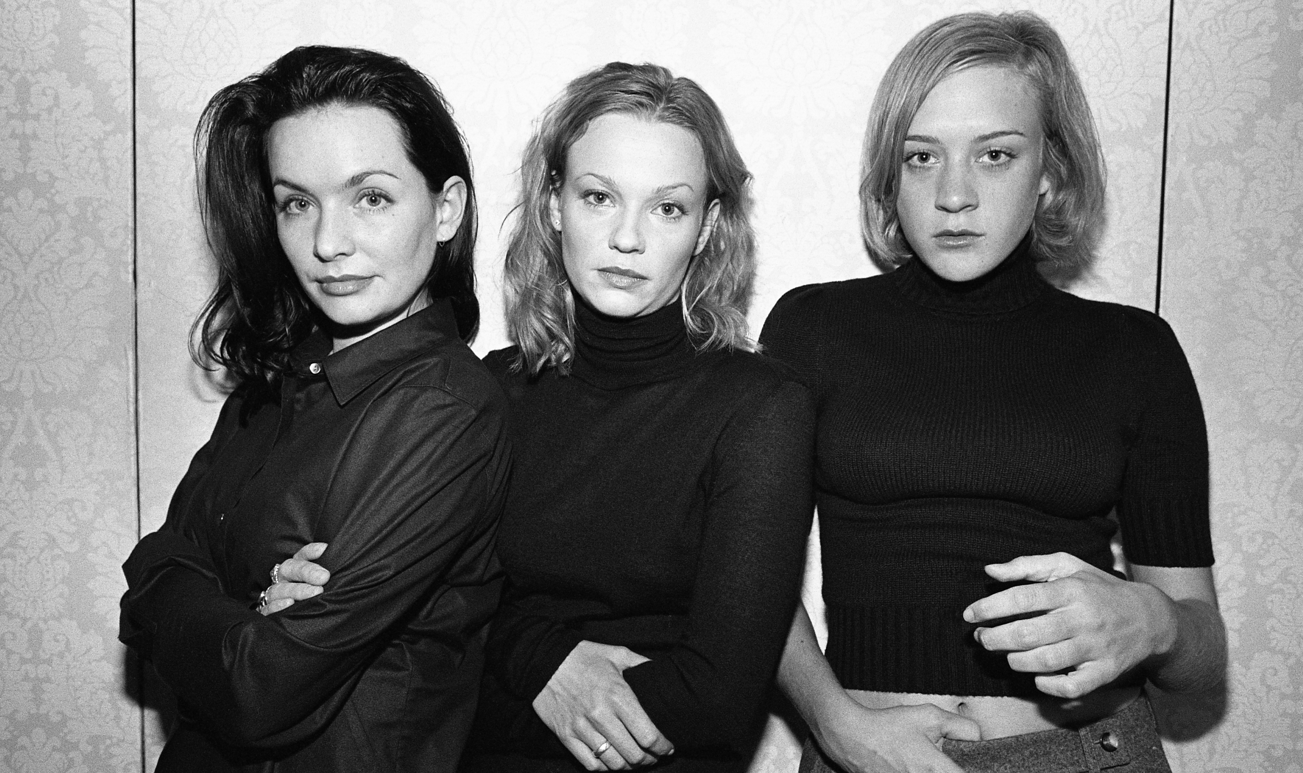 Samantha Mathis, Chloë Sevigny, and Guinevere Turner in American Psycho (2000)