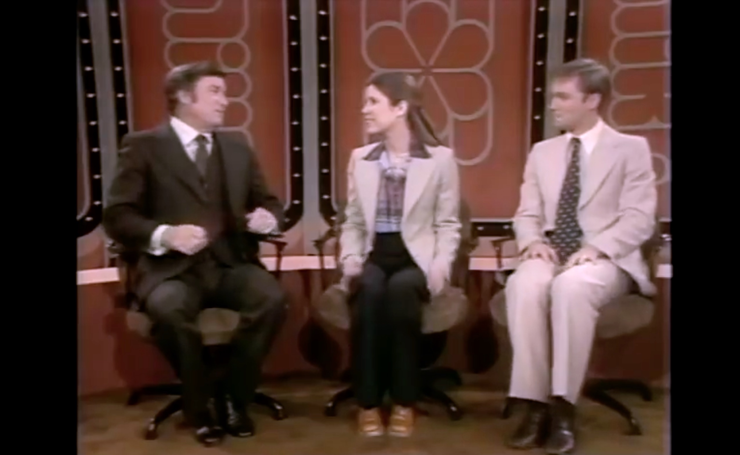 Carrie Fisher, Richard Thomas, and Mike Douglas in The Mike Douglas Show (1961)