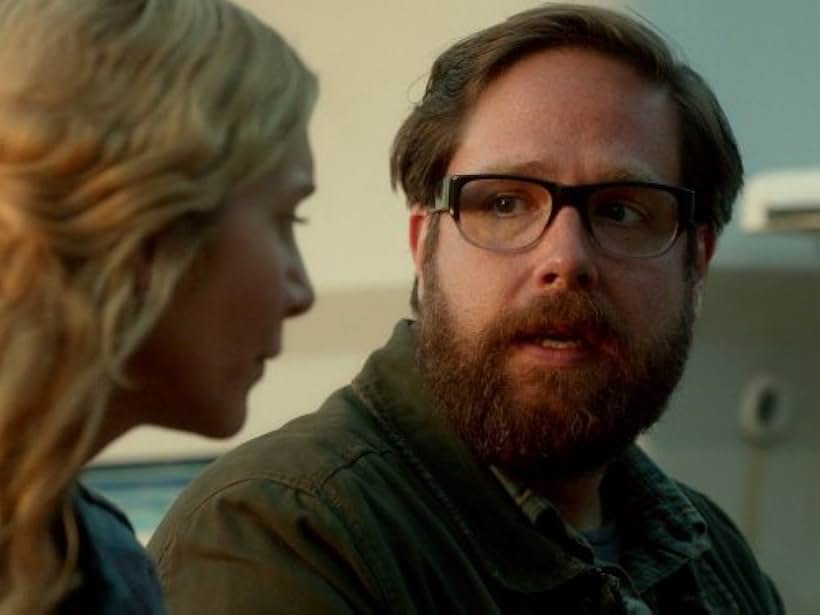 Elizabeth Mitchell and Zak Orth in Revolution (2012)