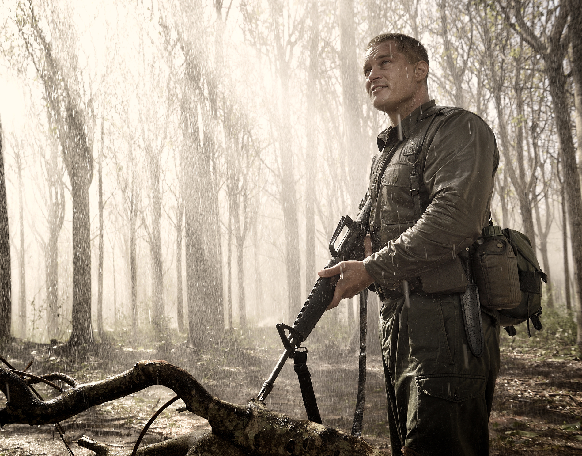 Travis Fimmel in Danger Close (2019)