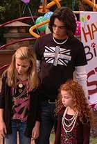 Blake Michael, Genevieve Hannelius, and Francesca Capaldi in Dog with a Blog (2012)