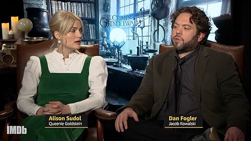 'The Crimes of Grindelwald' Cast Embrace Dark Material