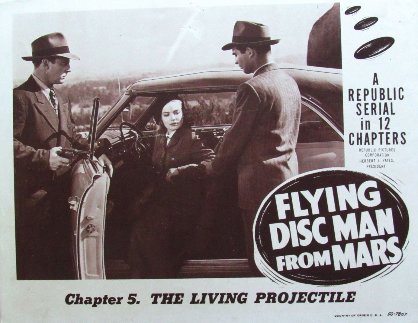 Lois Collier, Richard Irving, and Harry Lauter in Flying Disc Man from Mars (1950)