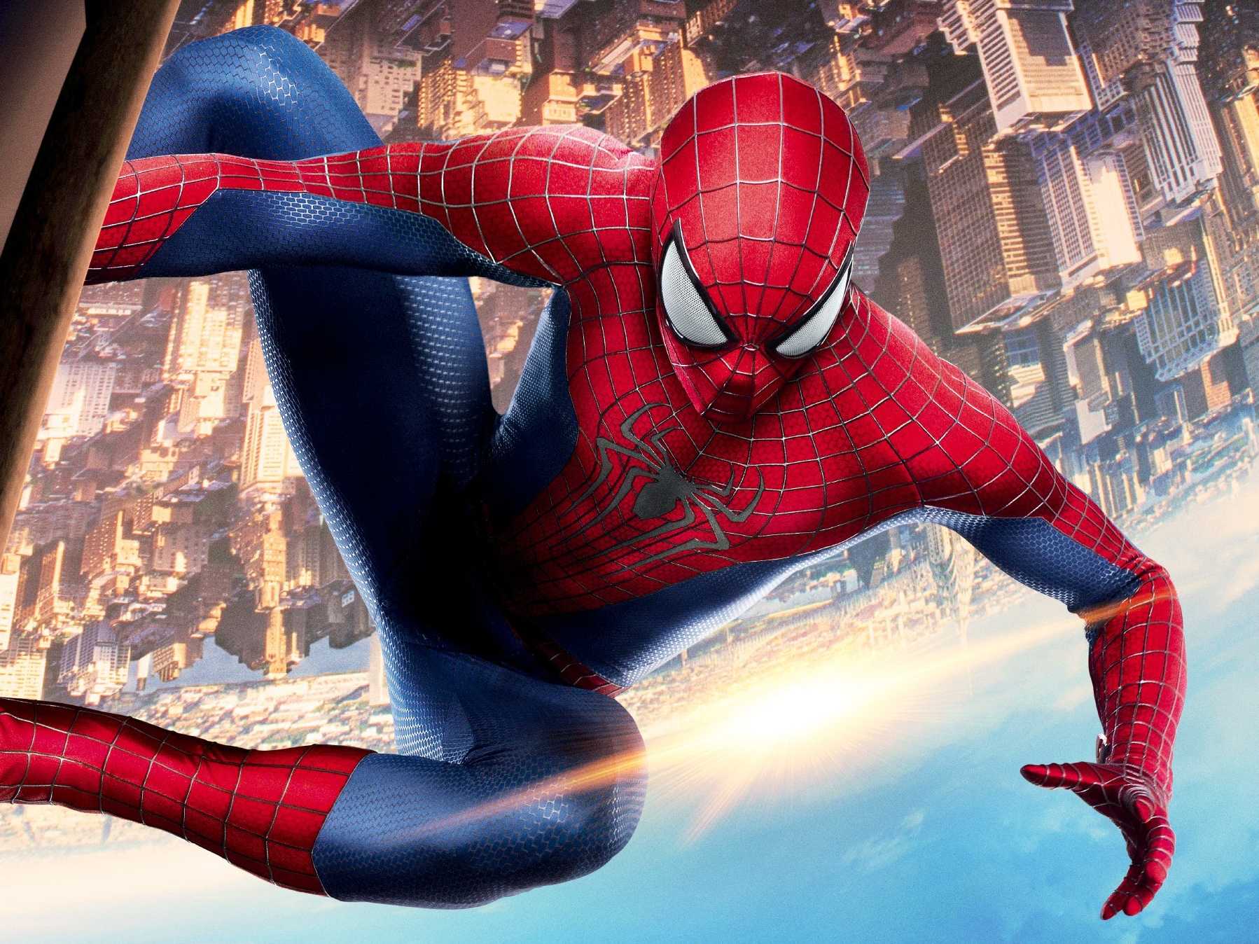 Something Sinister This Way Comes - The Amazing Spider-Man 2 (2014)