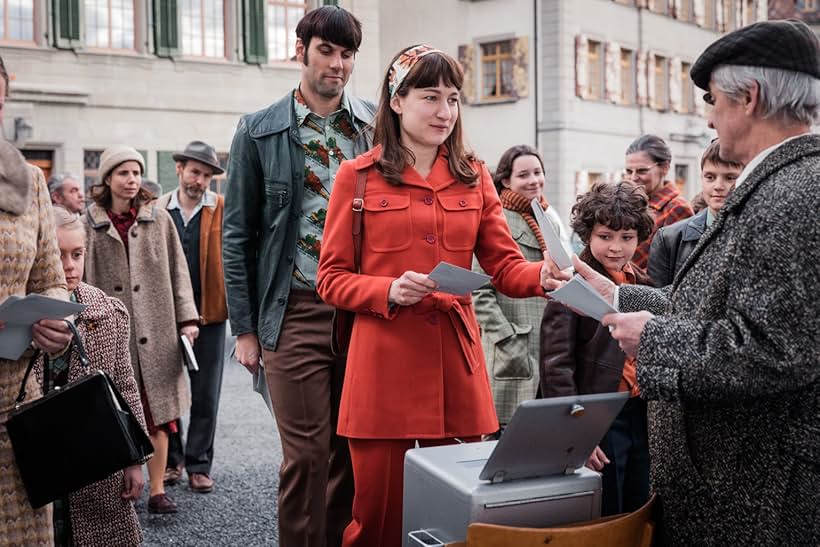 Maximilian Simonischek, Marie Leuenberger, Noe Krejcí, and Finn Sutter in The Divine Order (2017)