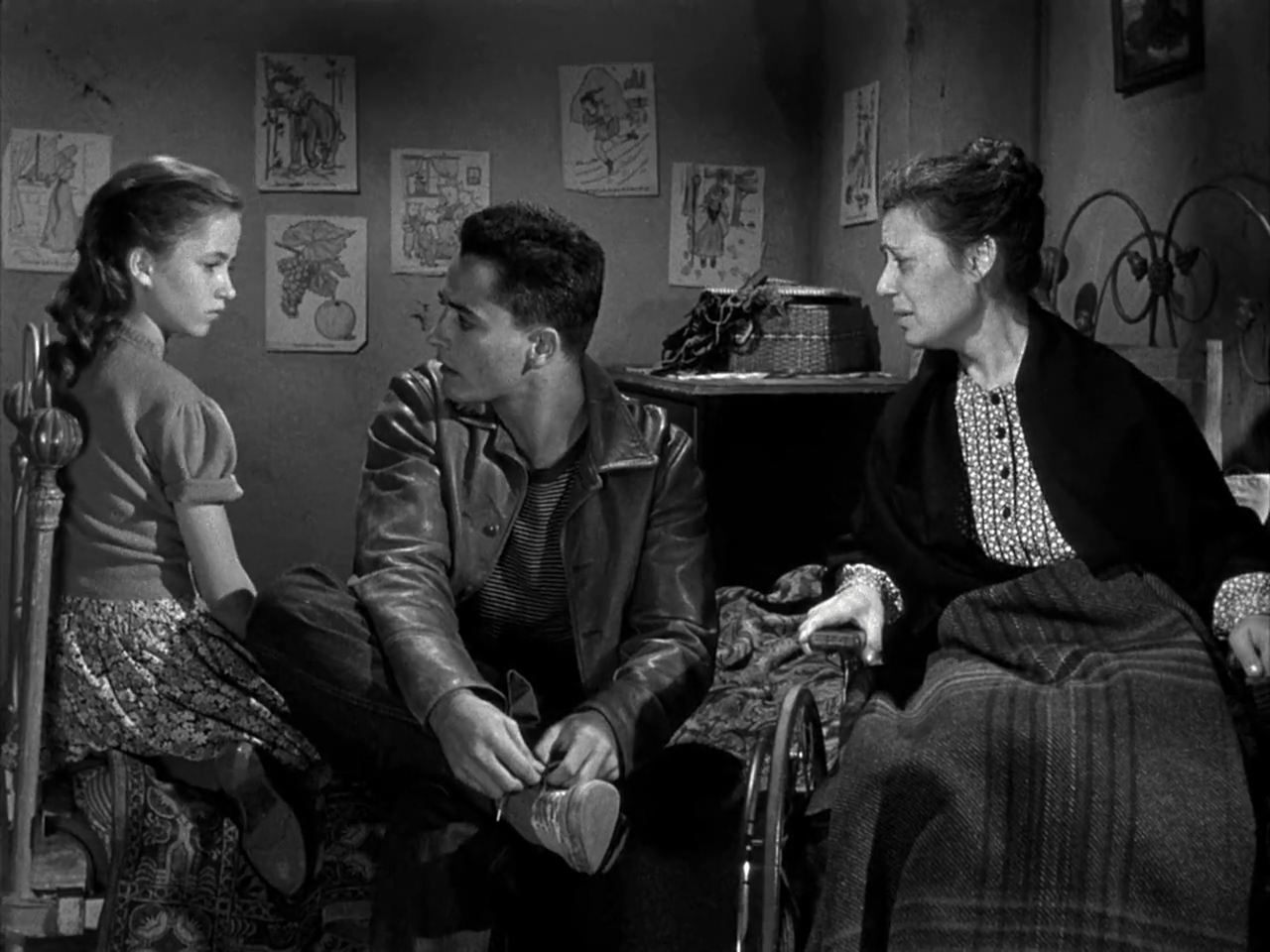 John Derek, Argentina Brunetti, and Carol Coombs in Knock on Any Door (1949)