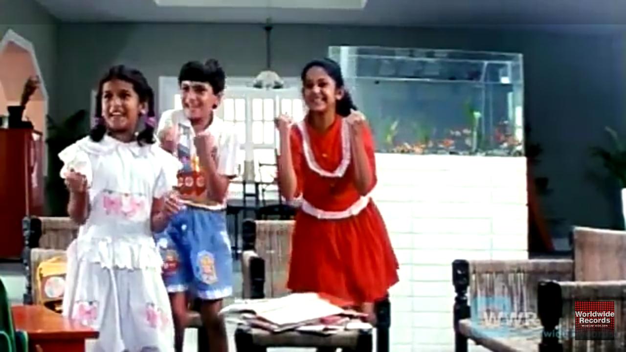 Raja Ko Rani Se Pyar Ho Gaya (2000)