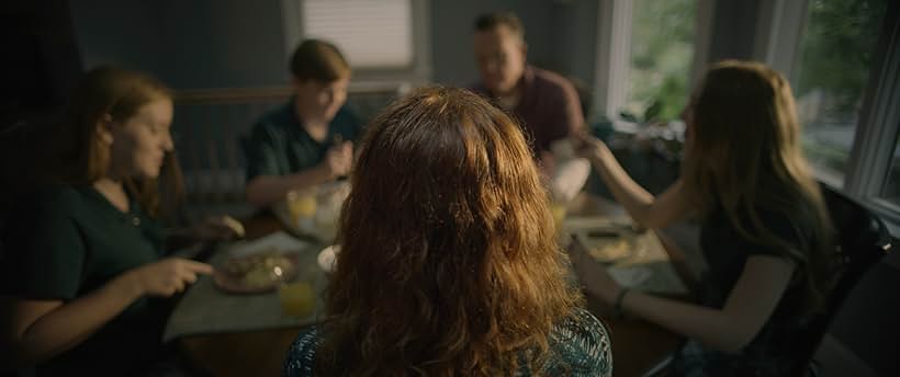 Robert Patrick, Siobhan Fallon Hogan, Liam Hogan, Ellie Frankel, and Lily Rosenthal in Rushed (2021)