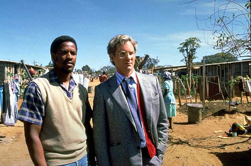 Kevin Kline and Denzel Washington in Cry Freedom (1987)