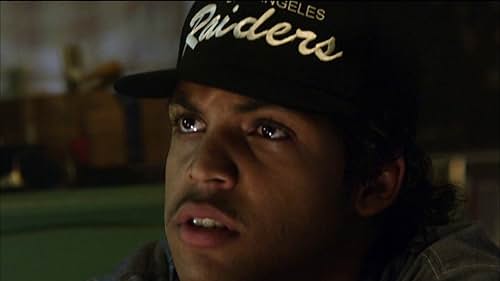 Straight Outta Compton: A Look Inside (Featurette) (Australia)