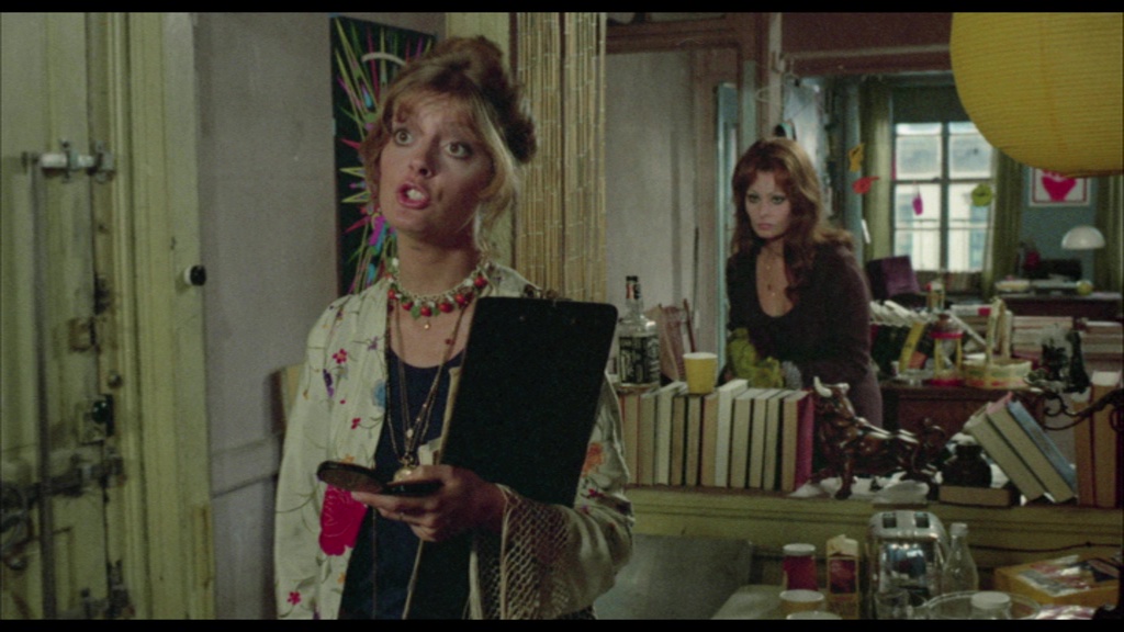 Sophia Loren and Susan Sarandon in Lady Liberty (1971)