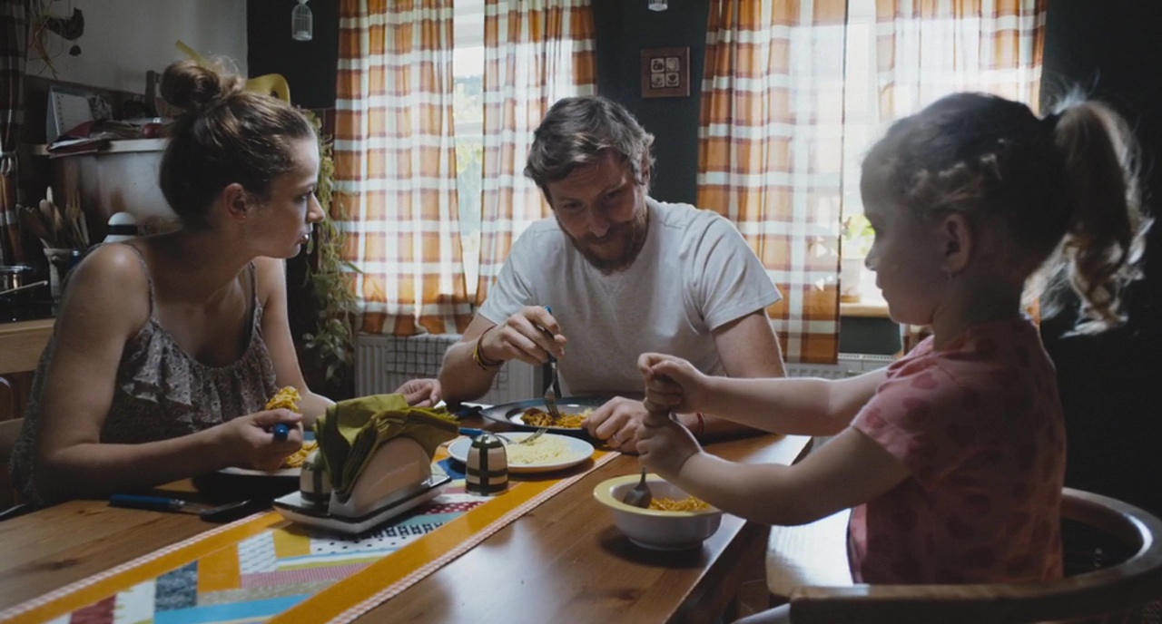 Hana Hrbácková, David Svehlík, and Marika Soposká in The Smiles of Sad Men (2018)