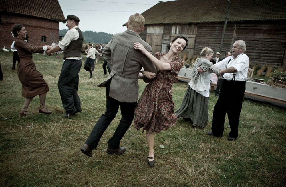 Agata Kulesza in Rose (2011)