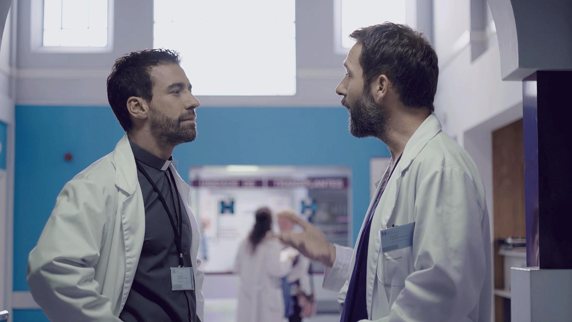 Pedro Caxade and Carlos Villarino in Urxencia Cero (2016)