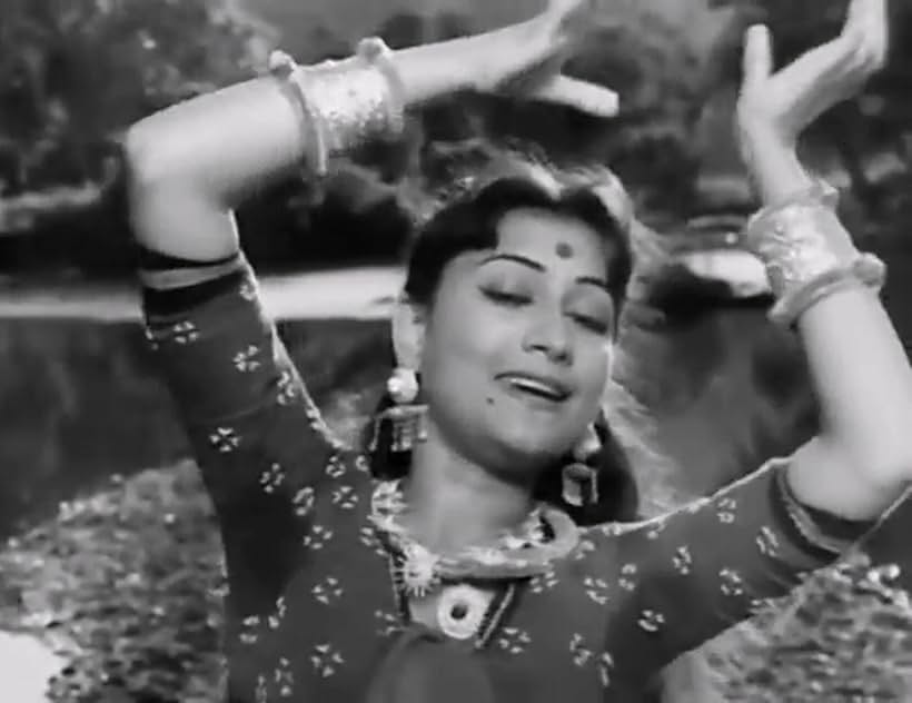 Minoo Mumtaz in C.I.D. (1956)