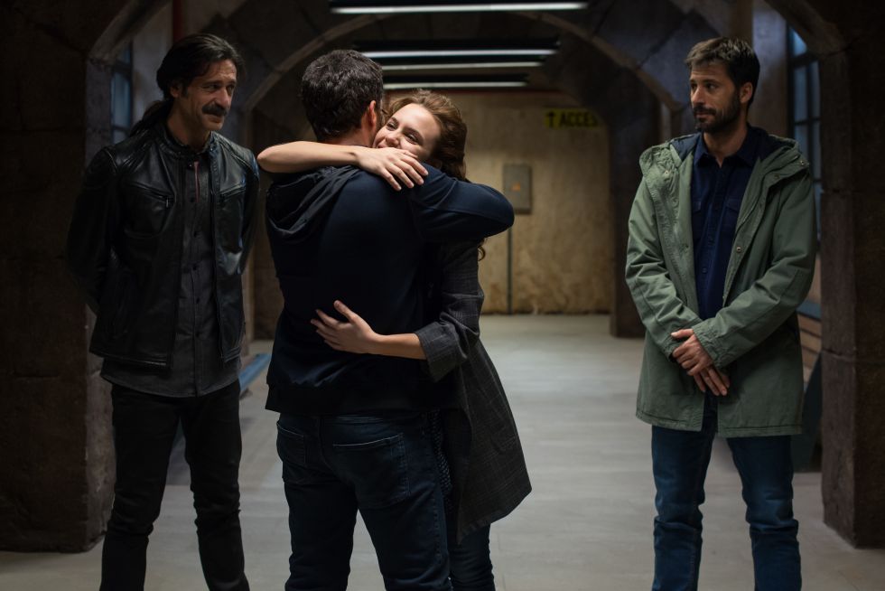 Rodolfo Sancho, Nacho Fresneda, Hugo Silva, and Aura Garrido in The Ministry of Time (2015)