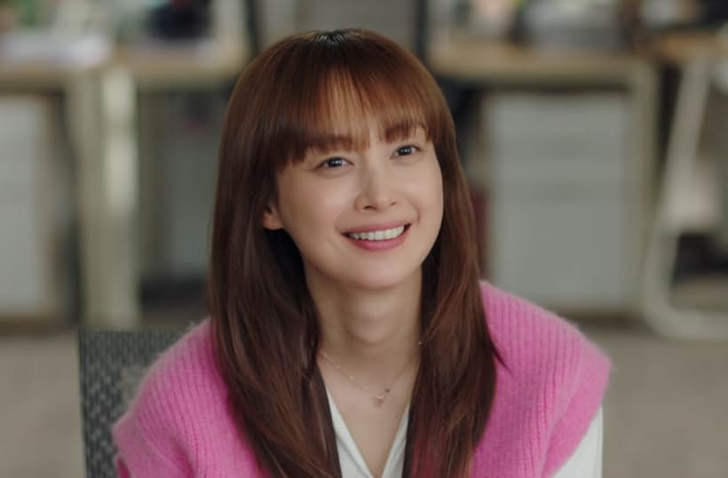 Lee Na-young in Romance Is a Bonus Book (2019)