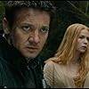 Jeremy Renner and Pihla Viitala in Hansel & Gretel: Witch Hunters (2013)