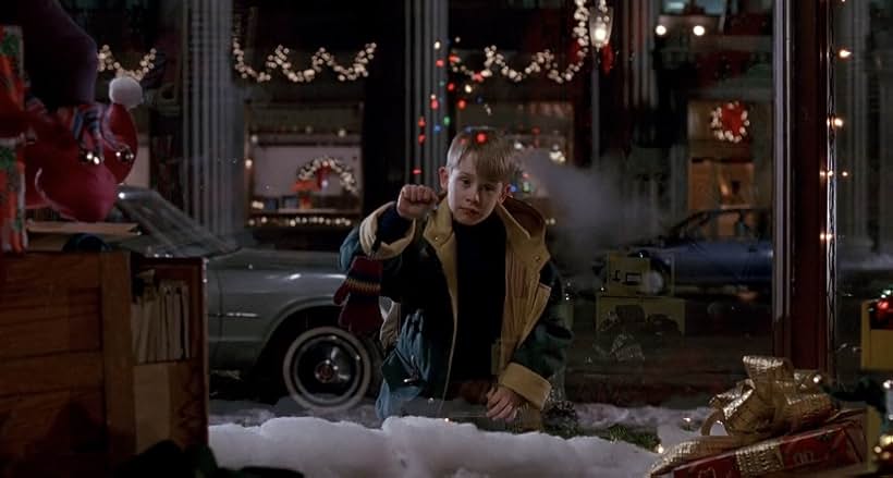 Macaulay Culkin in Home Alone 2: Lost in New York (1992)