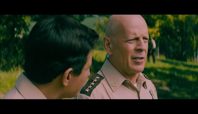 Bruce Willis and William DeMeo in First Kill (2017)