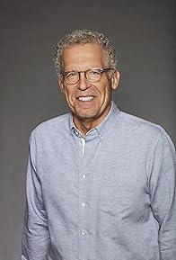 Primary photo for Carlton Cuse