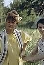 Tatyana Slobodskaya and Alla Usenko in Ulybki Nechiporovki (1982)