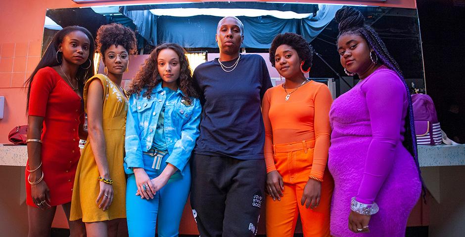 Kylee Russell, Lena Waithe, Kayla Maisonet, Anjelika Washington, Yindra Zayas, and Gi'onna Kamille in Girls Room (2020)