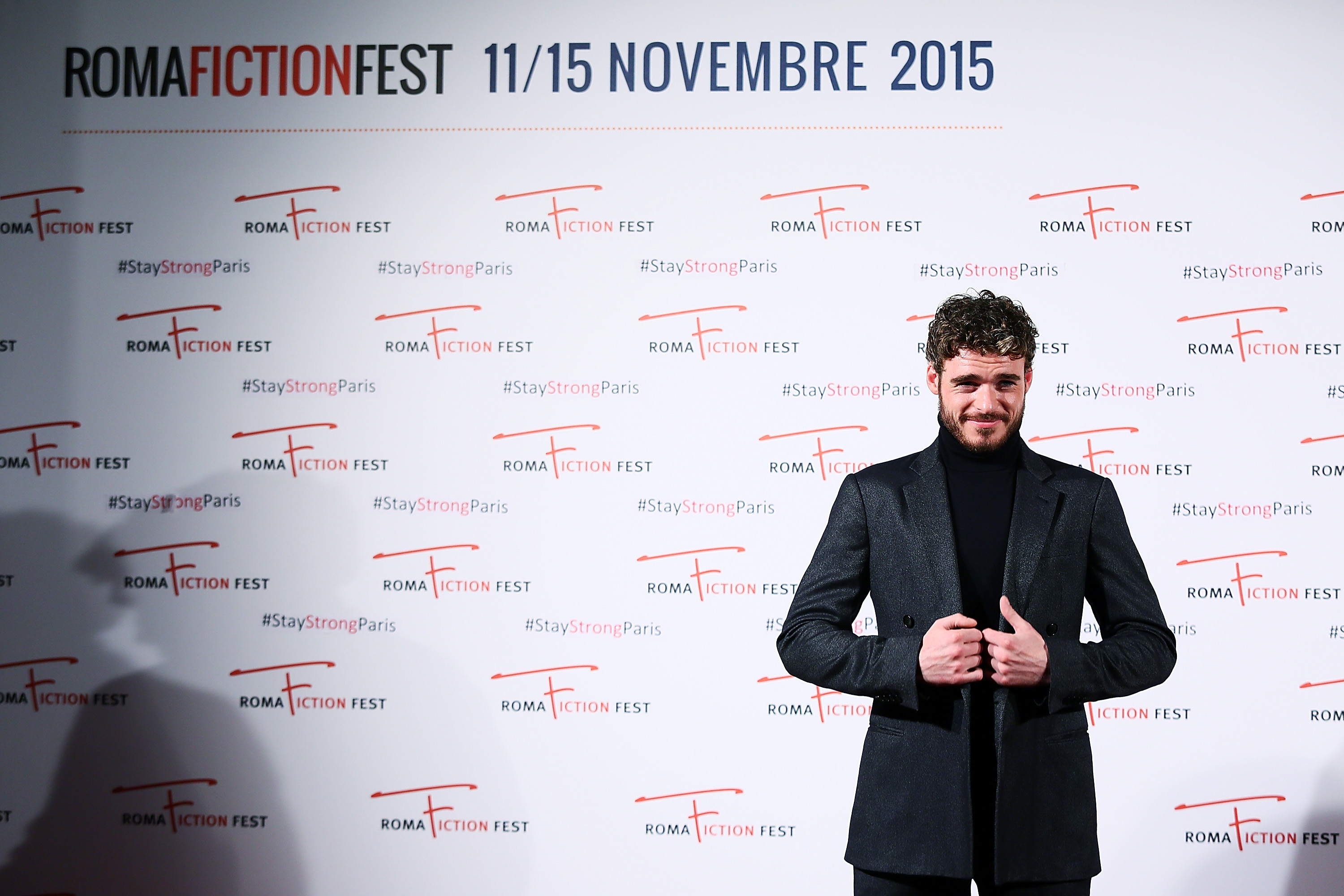 Richard Madden at an event for Medici (2016)