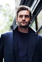 Tom Bateman