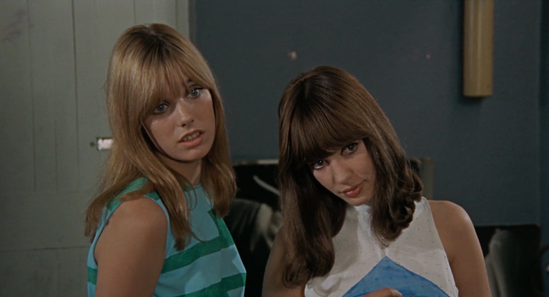 Jane Birkin and Gillian Hills in Blow-Up (1966)