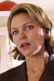 Lucy Bell in Murder Call (1997)