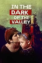 Brandon Scott Smith, Katy Jarzebowski, Alex Bohs, Martina de Alba, Nicholas Mihm, and Derek Sullivan Smith in In the Dark of the Valley (2021)