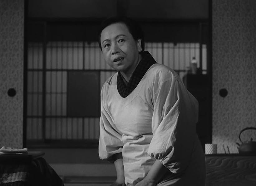 Teruko Nagaoka in Tokyo Twilight (1957)