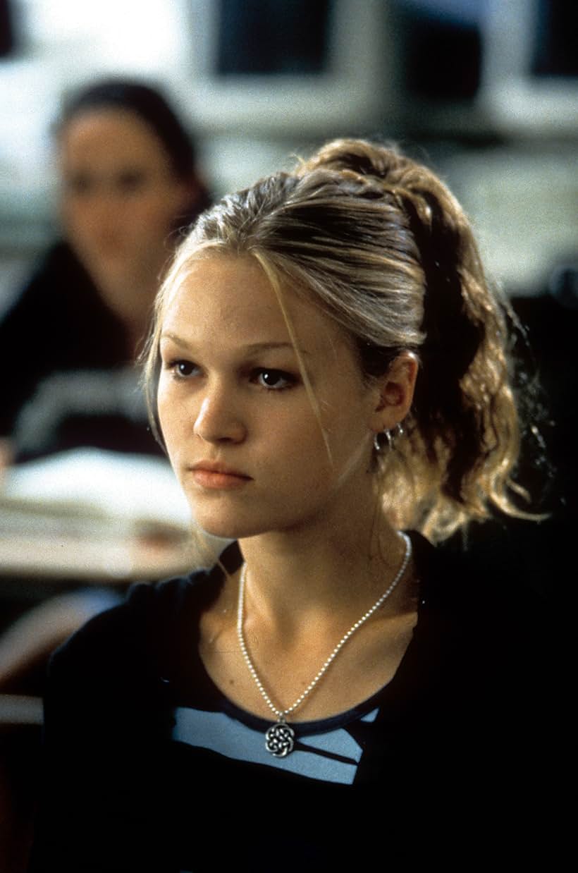 Julia Stiles in 10 Things I Hate About You (1999)