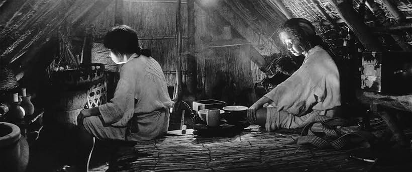 Nobuko Otowa and Jitsuko Yoshimura in Onibaba (1964)