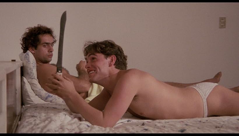 Andrés Bonfiglio and Antonio Eric in Death on the Beach (1991)