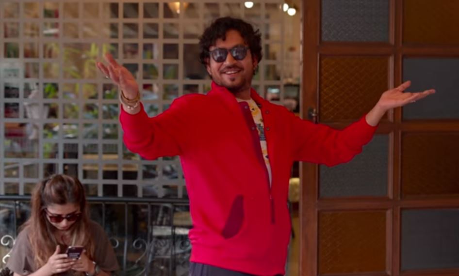 Irrfan Khan and Parvathy Thiruvothu in Qarib Qarib Single (2017)