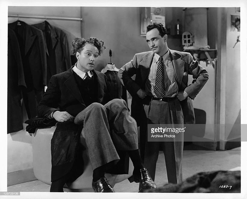 Sam Levene and Red Skelton in I Dood It (1943)