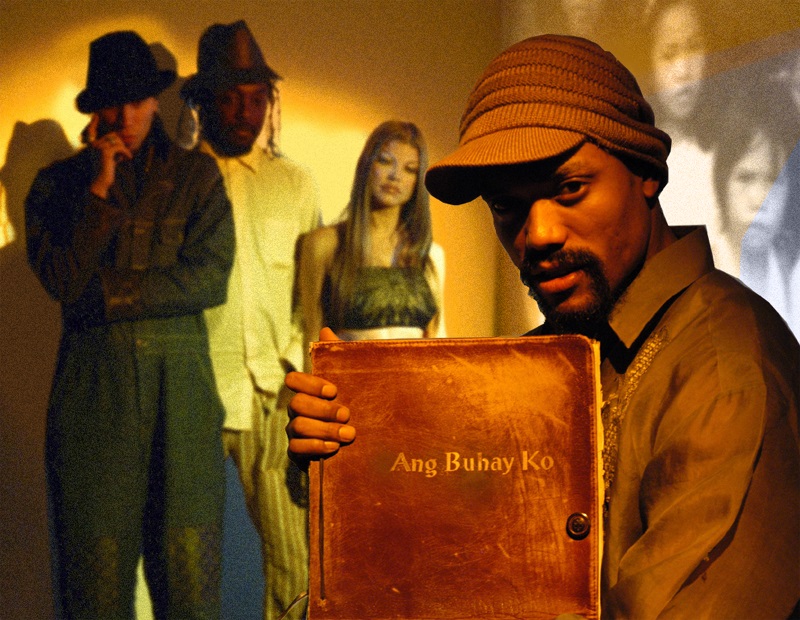 Fergie, The Black Eyed Peas, Taboo, Apl.de.Ap, and Will.i.am in The Black Eyed Peas: The Apl Song (2004)