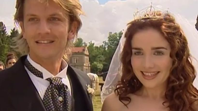 Facundo Arana and Natalia Oreiro in Muñeca brava (1998)