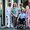 Birgit Minichmayr, Tom Schilling, Axel Stein, Jan Henrik Stahlberg, Kida Khodr Ramadan, Jella Haase, and Luisa Wöllisch in Die Goldfische (2019)