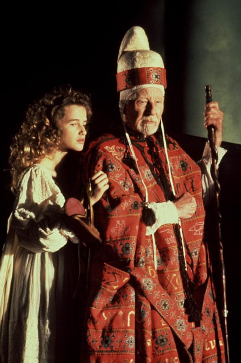 John Gielgud and Isabelle Pasco in Prospero's Books (1991)