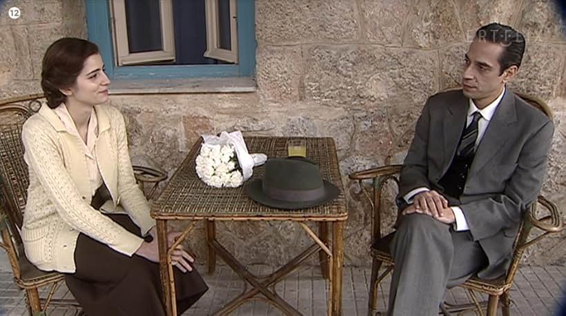 Dimosthenis Papadopoulos and Maria Kitsou in Karyotakis (2009)