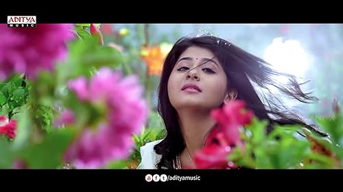 Nenorakam movie revolves around Gautam (Sairam Shankar), a loan collection agent who falls in love with Swecha (Reshmi Menon). After multiple attempts, Gautam succeeds in winning back her love. The plot changes gears as a gang involved in human trafficking kidnap Swecha and the onus is on Gautam to rescue her.