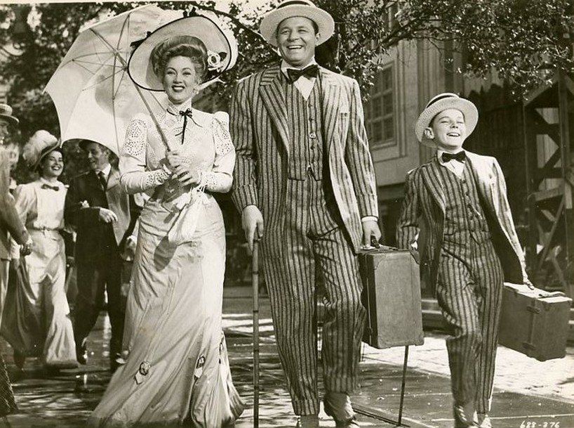 Jack Carson, Robert Ellis, and Ann Sothern in April Showers (1948)