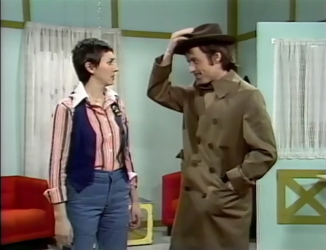 Suzanne Garceau and Alain Gélinas in Minute moumoute (1972)